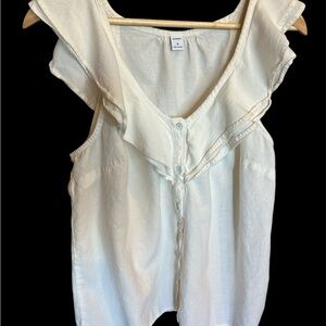 Adorable White Cotton Ruffled Blouse Size Medium.